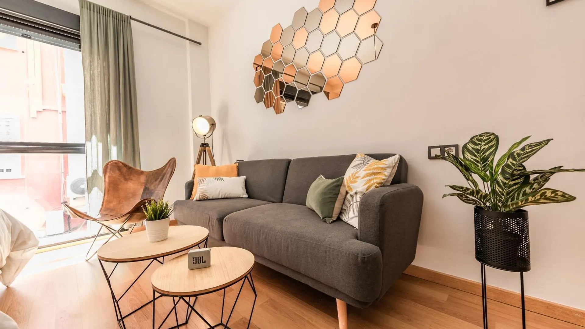 Industrial Studio In The City Center By Rems Málaga Appartamento